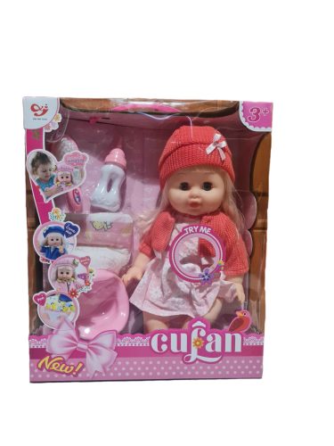 Játék kisbaba - öltöztethető, itatható, pisilő, beszélő